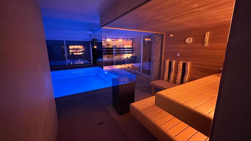 Spa privatif - Spa Privé Serenity piscine couverte , Sauna privé et Hammam